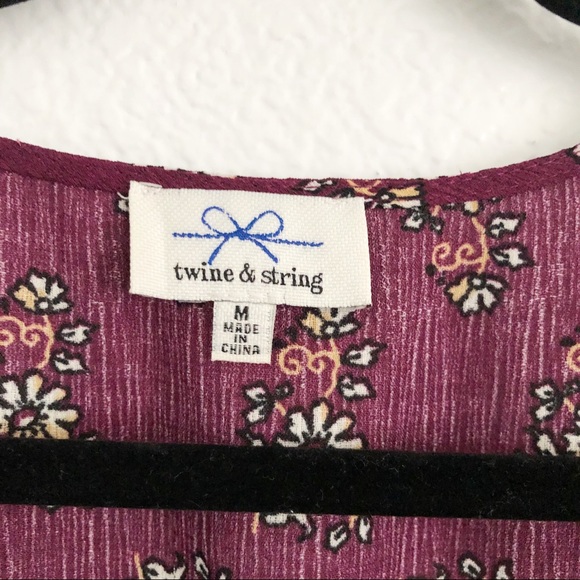 Twine & String bell sleeve floral top - Picture 6 of 10